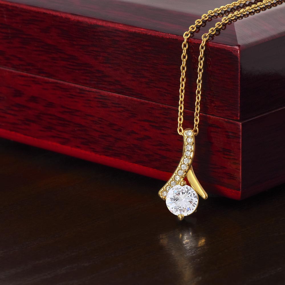 The Alluring Beauty Necklace