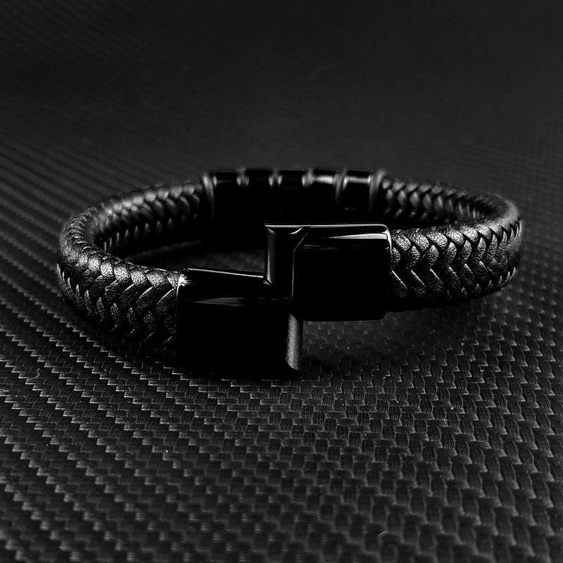 The Personalized Leather Bracelet