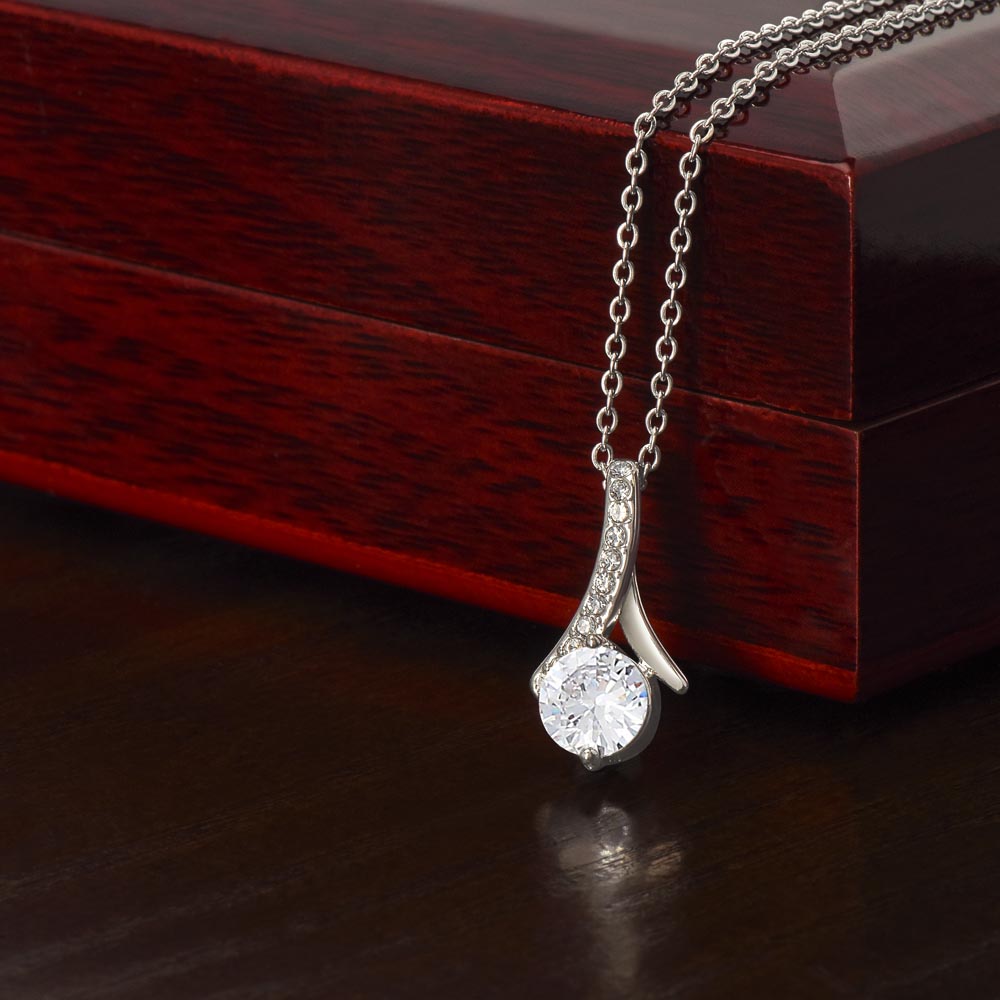 The Alluring Beauty Necklace